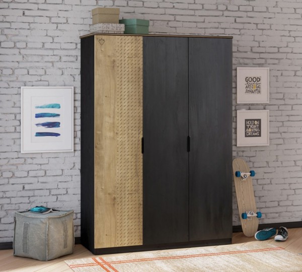 Шкаф трехдверный "Black Line"