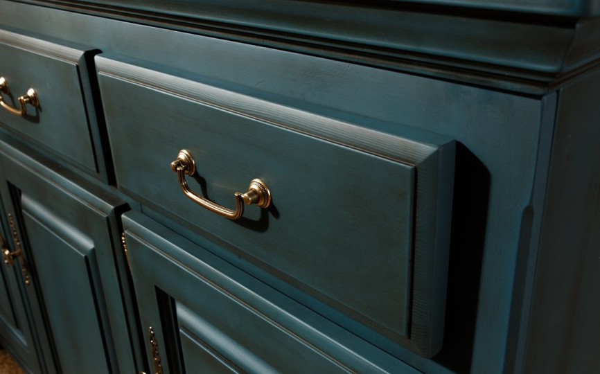 Комод Бьёрт  на круглых ножках 1-10