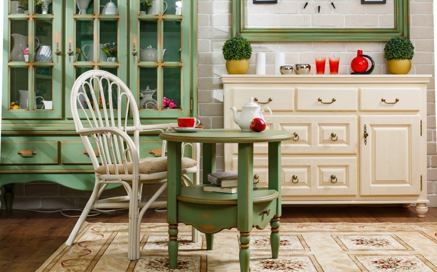 Комод Бьёрт  на круглых ножках 1-11