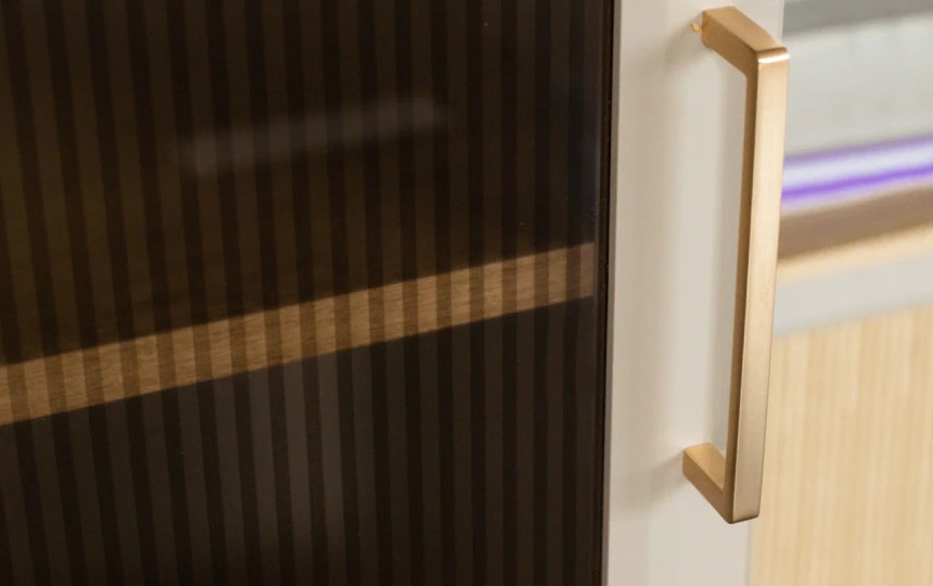 Пенал со стеклянной дверью Альфа №285