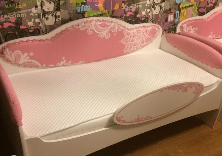 Кровать-диван серии Mia classic