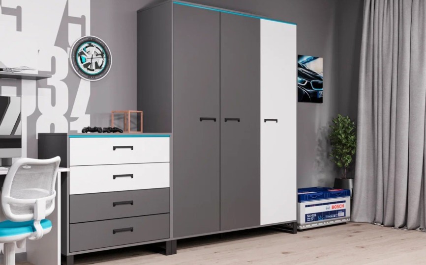 Шкаф 3-х дверный "Карбон" 