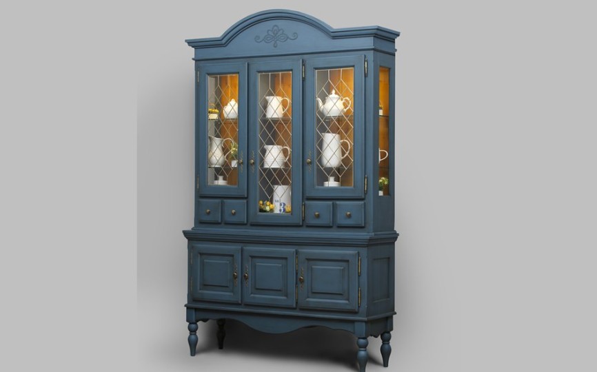 Сервант трехдверный Валенсия 2-51 на высоких ножках