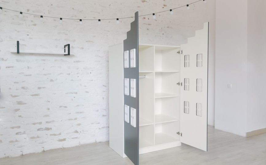 Шкаф 2-х дверный Домик Голландский 