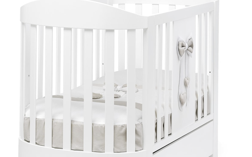 Кроватка Erbesi Lilli (Лили)  овальная