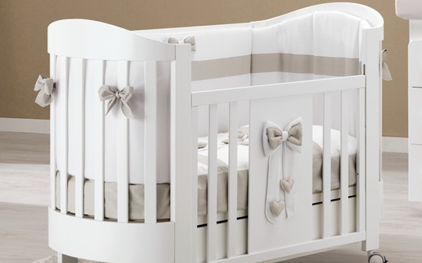 Кроватка Erbesi Lilli (Лили)  овальная