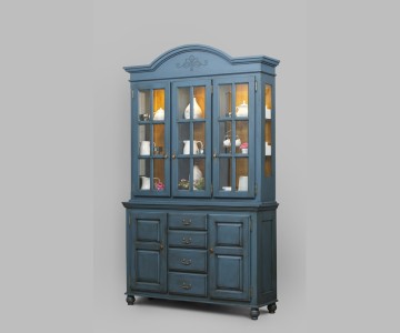 Сервант трехдверный Валенсия 2-58 на круглых ножках