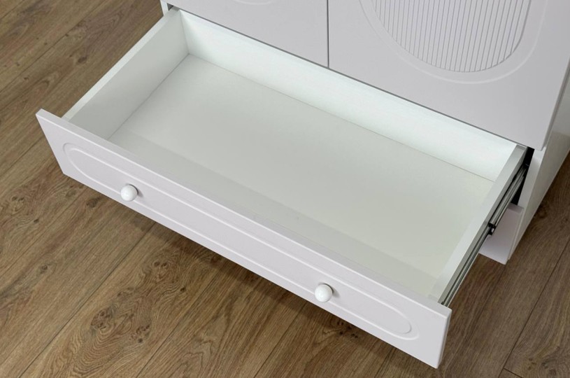 Шкаф двухдверный Милана Шкаф двухдверный Милана