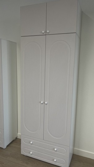 Шкаф двухдверный Милана Шкаф двухдверный Милана