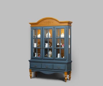 Сервант трехдверный Валенсия 2-60 на высоких ножках