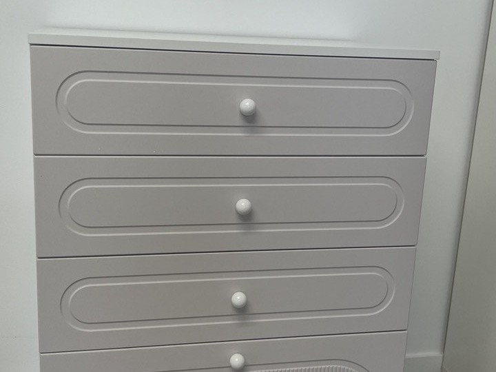 Комод Милана