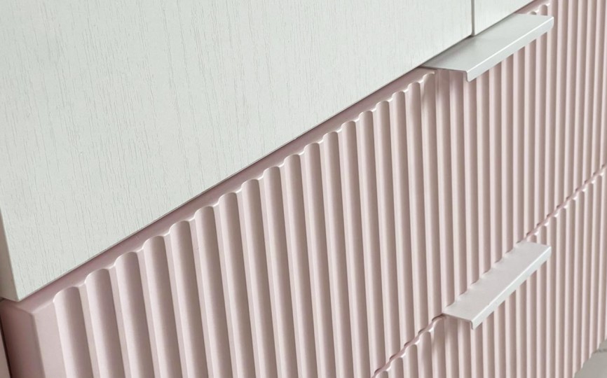 Шкаф двухдверный Зефир 108.01