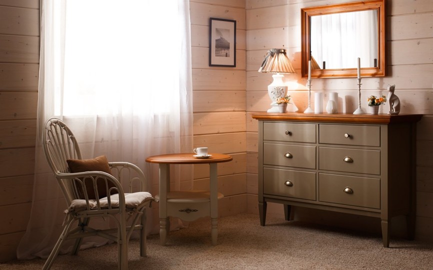 Комод Бьёрт на высоких ножках, шесть ящиков 1-32