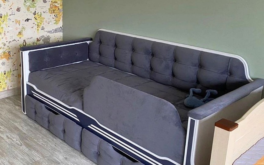 Детская кровать "Спорт" 180 с дополнительным спальным местом 