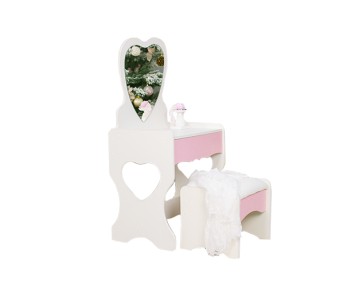 Туалетный столик (зеркало сердце)