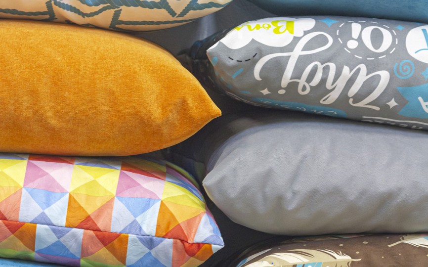 Декоративная подушка (38 попугаев)   