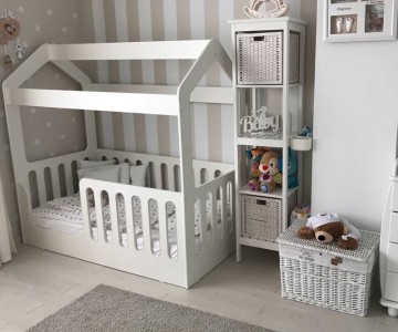 Кроватка-домик из ЛДСП