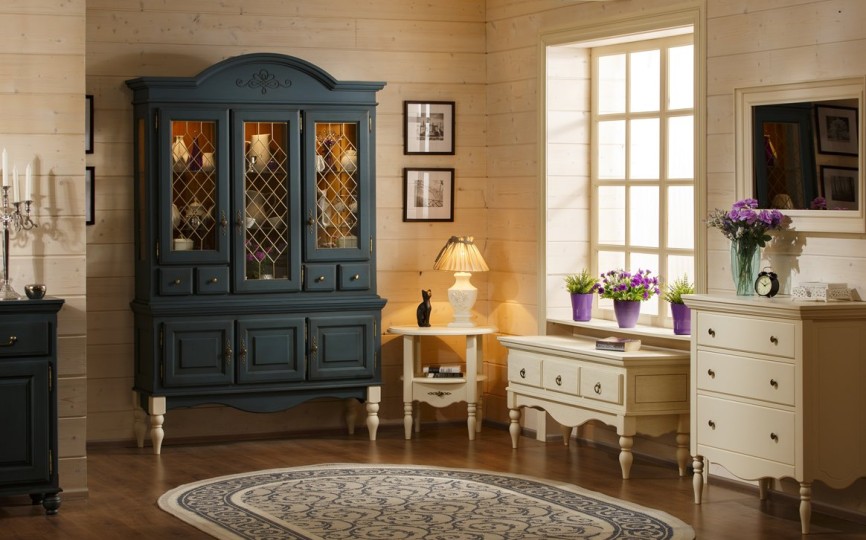 Комод Бьёрт на высоких ножках 1-37