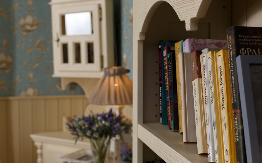 Стеллаж Бьёрт на высоких ножках 1-39