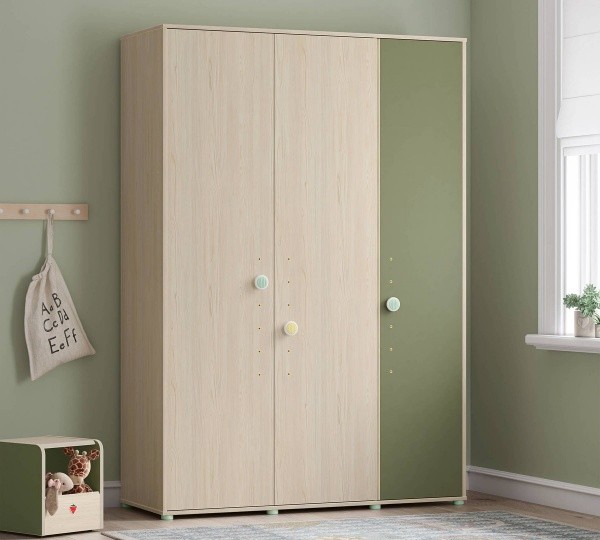 Трехдверный шкаф Montes Natural Трехдверный шкаф Montes Natural