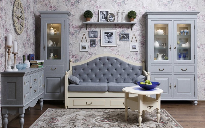 Комод Бьёрт на высоких ножках 1-40