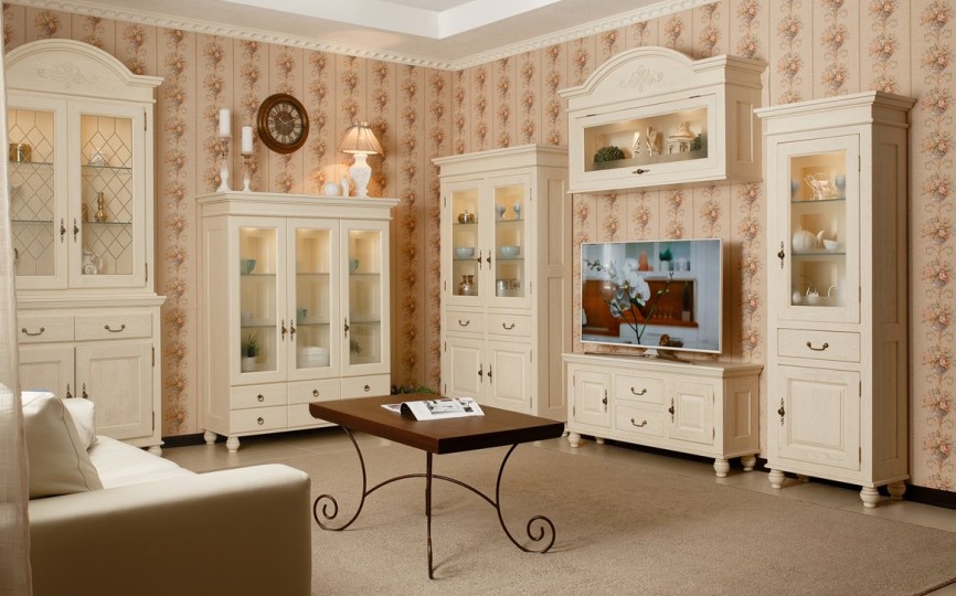 Комод Бьёрт на высоких ножках 1-40