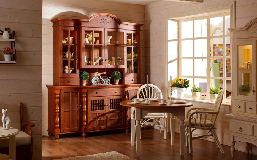 Сервант четырехдверный Валенсия 2-73 на круглых ножках