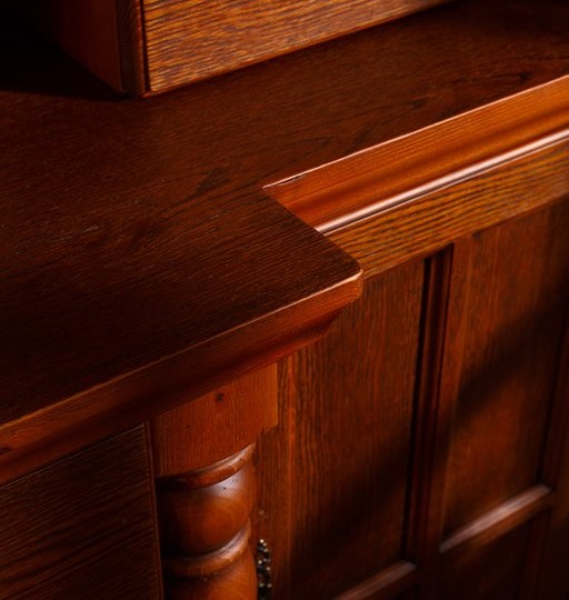 Сервант четырехдверный Валенсия 2-73 на круглых ножках