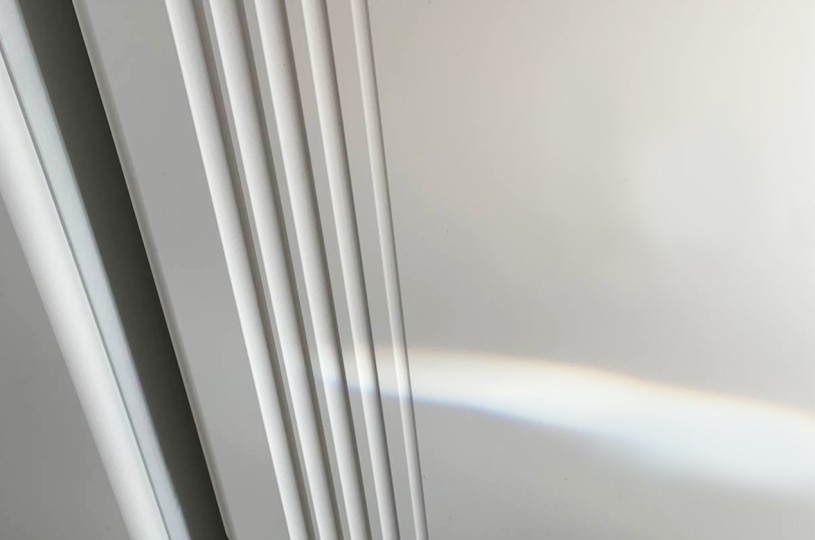 Шкаф двухдверный Ева 102.01 со штангой Шкаф двухдверный Ева 102.01 со штангой