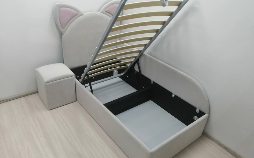 Кровать тахта Хлоя, изголовье с ушками