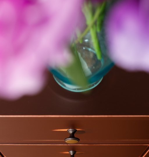 Тумба узкая Бьёрт с открытой полкой 1-44