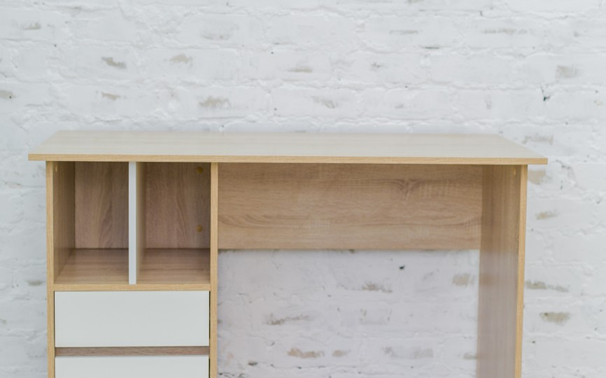 Стол письменный В6 "Бруно"