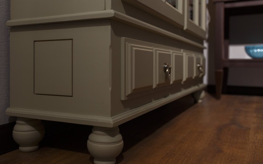 Сервант - витрина двухдверный Бьёрт на круглых ножках 1-50