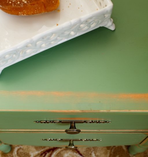 Тумба Бьёрт два ящика на высоких ножках 1-52