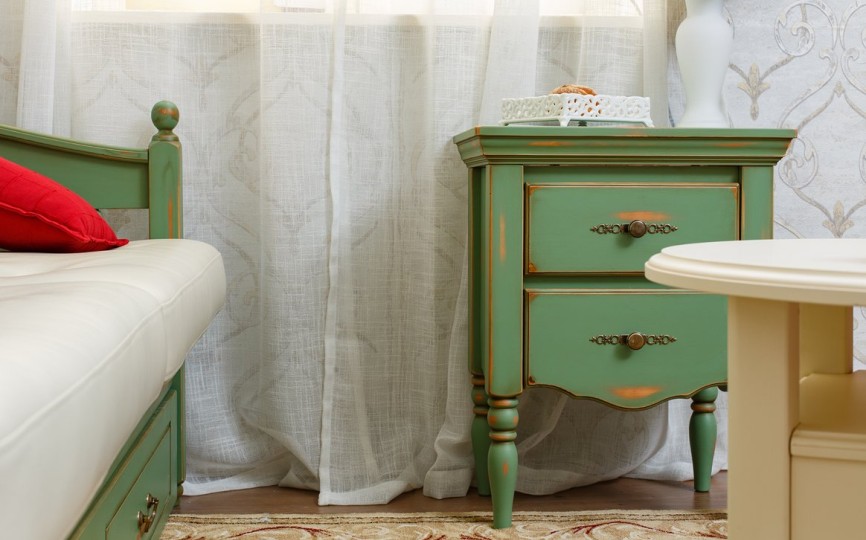 Тумба Бьёрт два ящика на высоких ножках 1-52