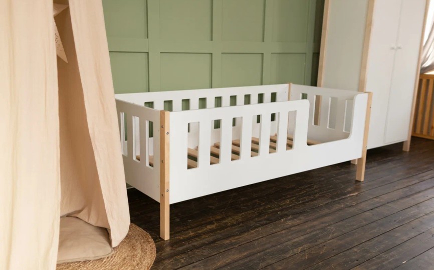 Кровать Эко-9 В МДФ (ножки из массива)