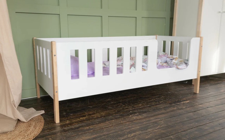 Кровать Эко-9 В МДФ (ножки из массива)