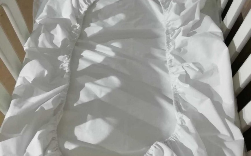 Водонепроницаемый наматрасник 