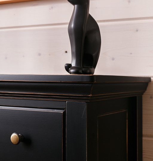 Тумба Бьёрт три ящика на высоких ножках 1-54