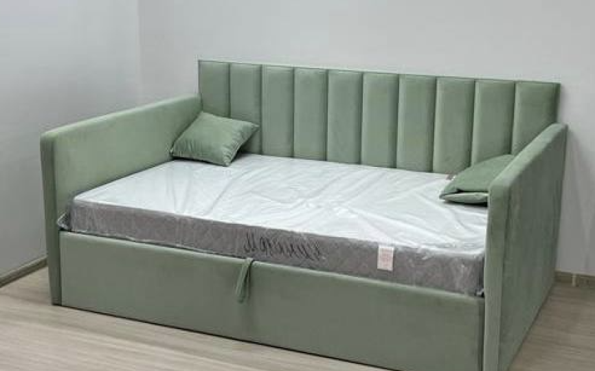 Кровать диван Гринч