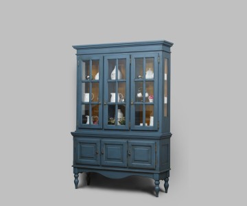 Сервант трехдверный Бьёрт на круглых ножках 1-60