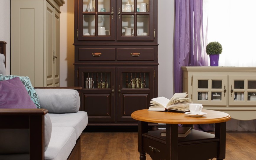 Тумба Бьёрт  круглая на высоких ножках 1-64