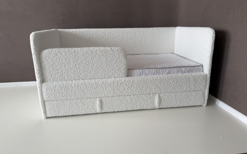 Кровать мягкая  Софт (SOFT) ткань Мерино
