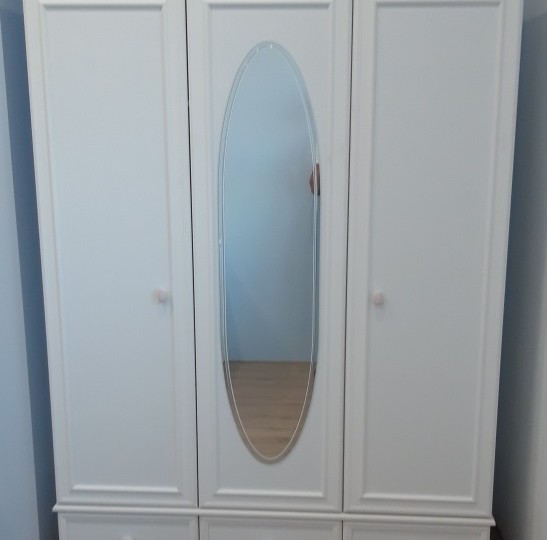 Шкаф трехдверный "Rustic"