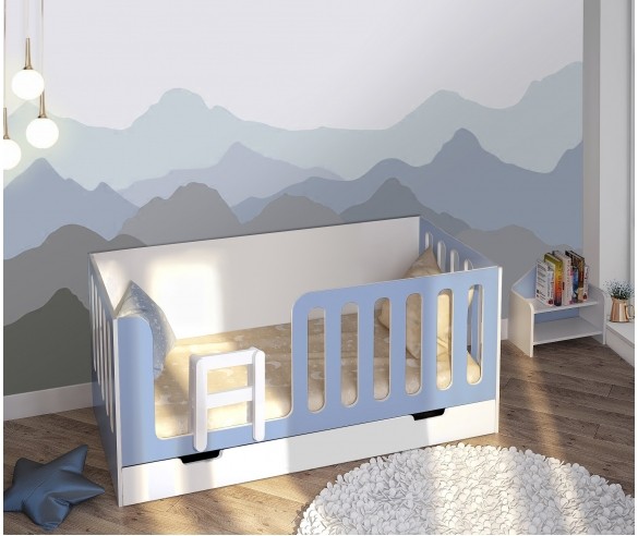 Низкая кровать с высоким бортиком Сказка (цветная) ДС-10/2