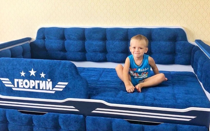 Детская кровать "Спорт" 160 с двумя ящиками