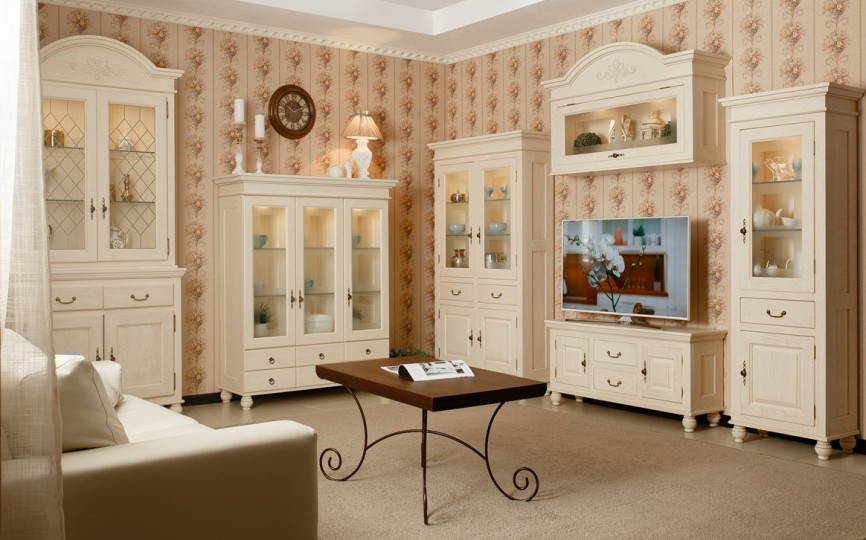 Сервант Валенсия двухдверный 2-8 на круглых ножках