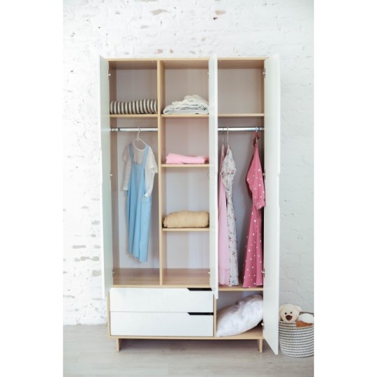 Шкаф Квадро трехдверный Шкаф Квадро трехдверный