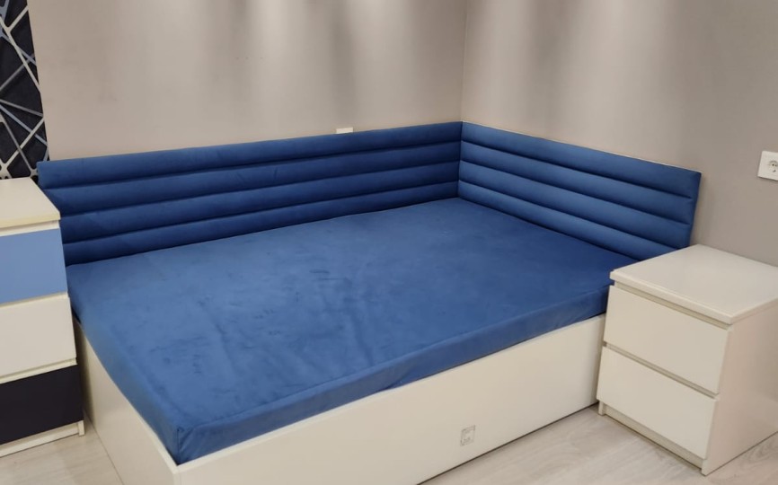 Кровать угловая  Crisp 190х120 с тумбочкой