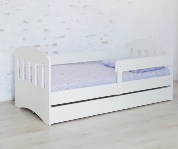 Кровать "Малыш" с ящиком ЛДСП